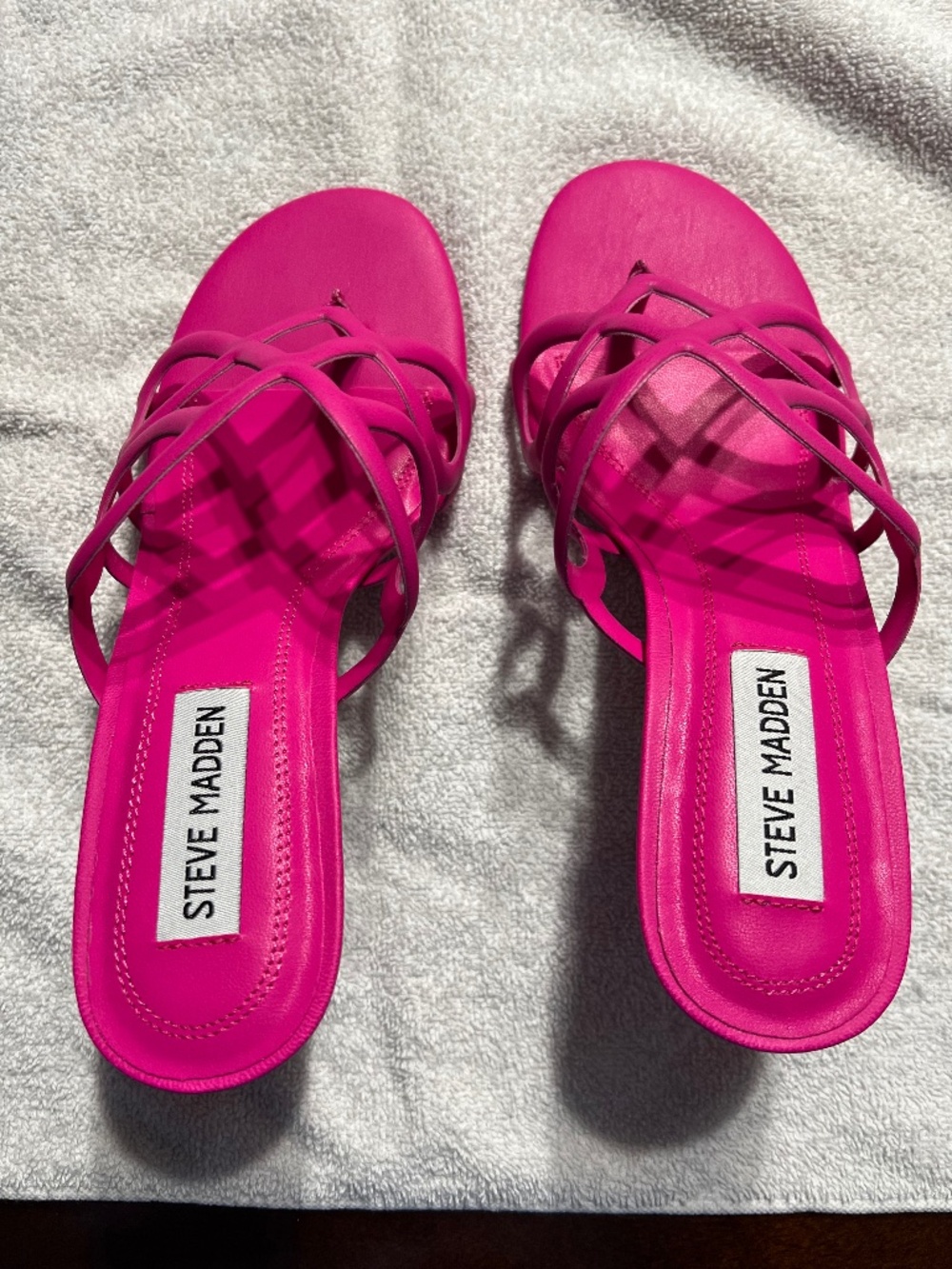 Steve Madden Caz Sandal - Hot Pink